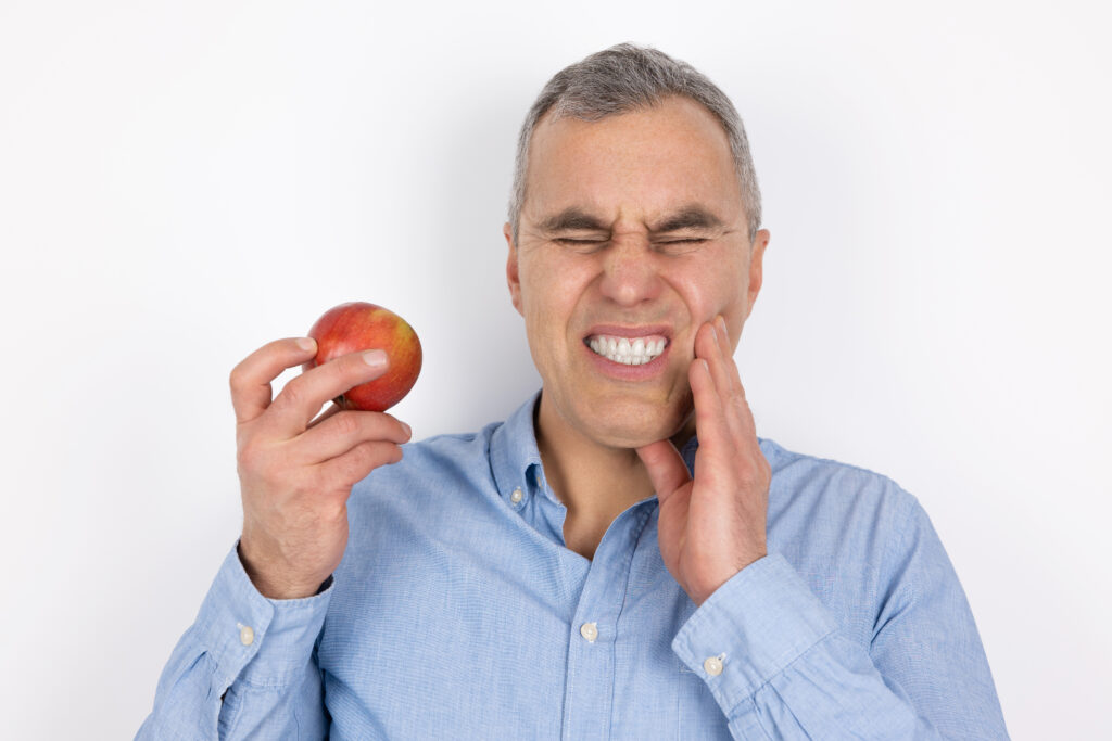 man in fresno suffering a dental emergency 